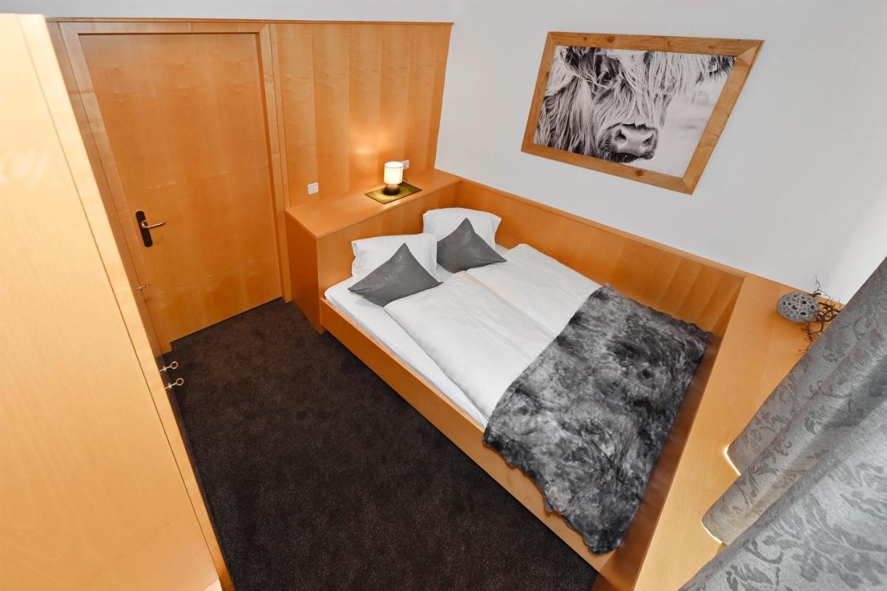 Apartment Marent Garten Chalet Vandans Kültér fotó